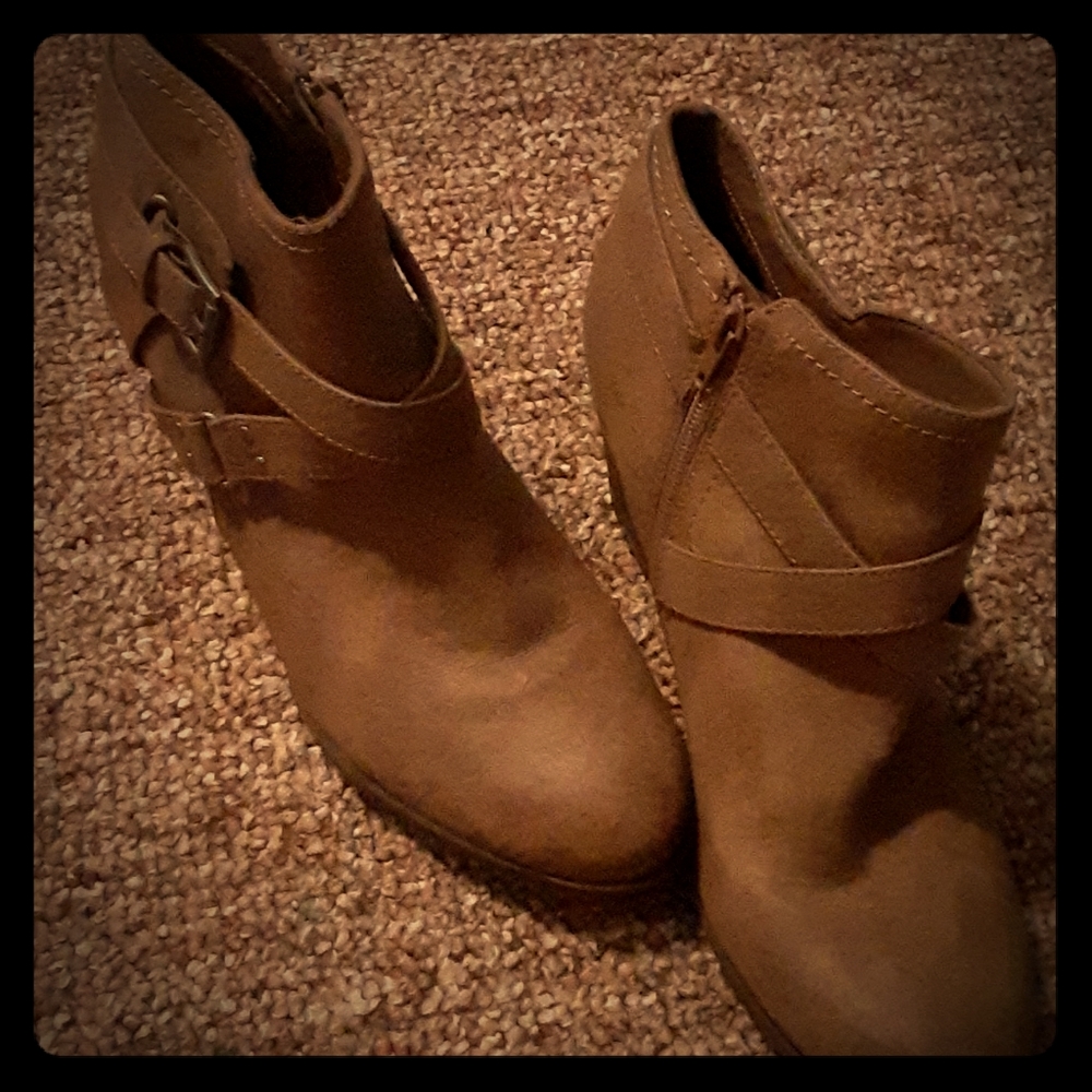 Ankle boots